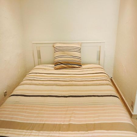 Cosy Courtesoun Lägenhet Courthézon Exteriör bild